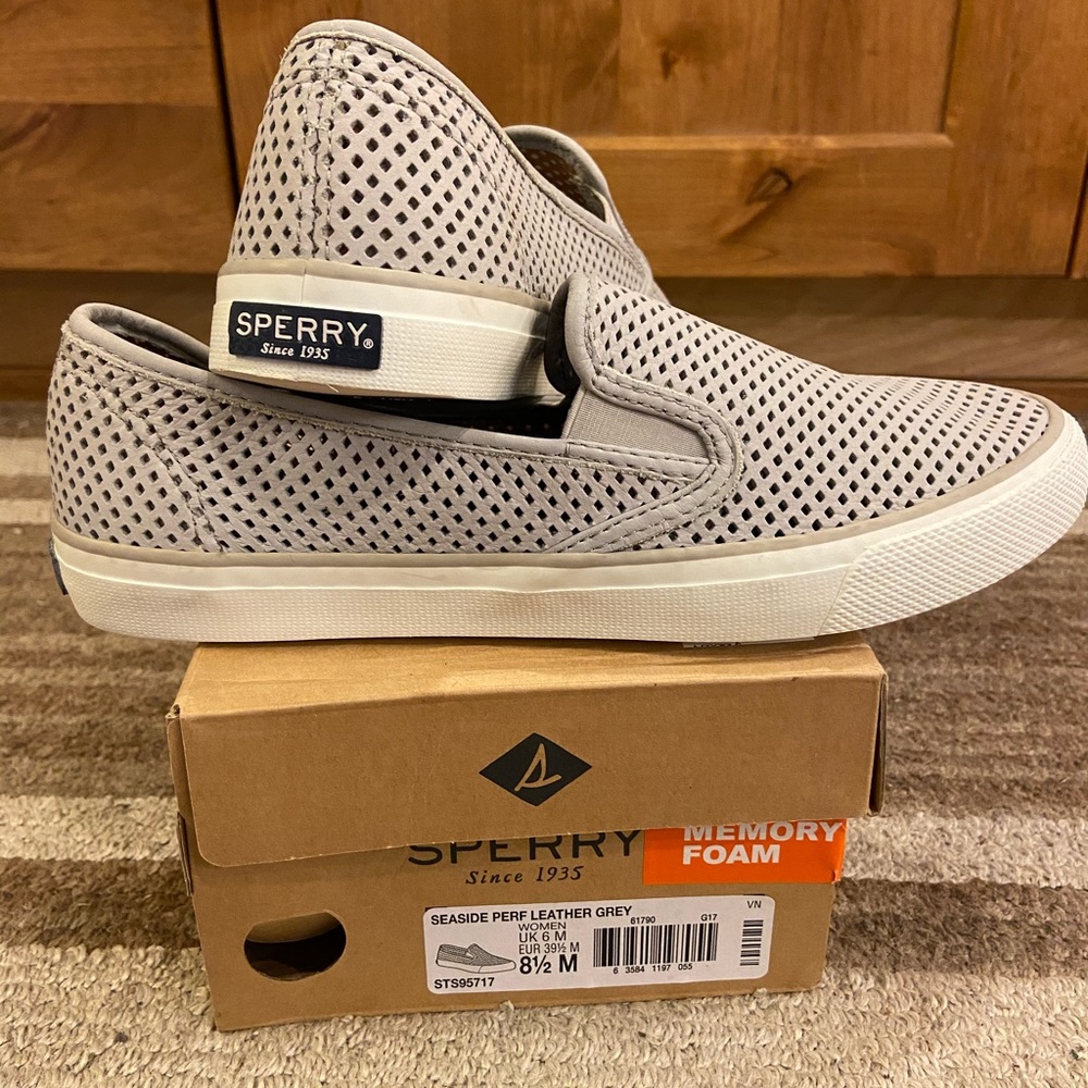 Sperry Seaside Perforated Leather Sneaker
